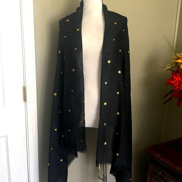 Old Navy NWOT scarf wrap. Black with gold stars. Large but light weight. - Picture 1 of 7